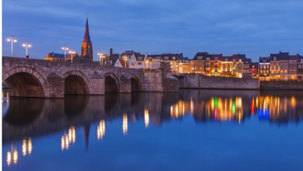 maastricht liggend