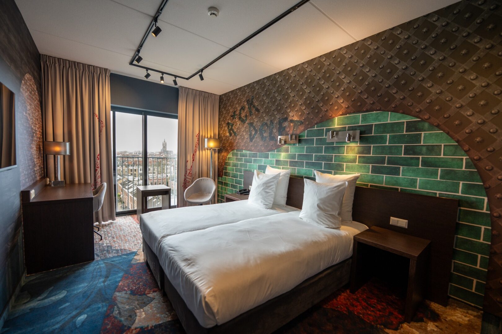 thumbnail comfort room rock